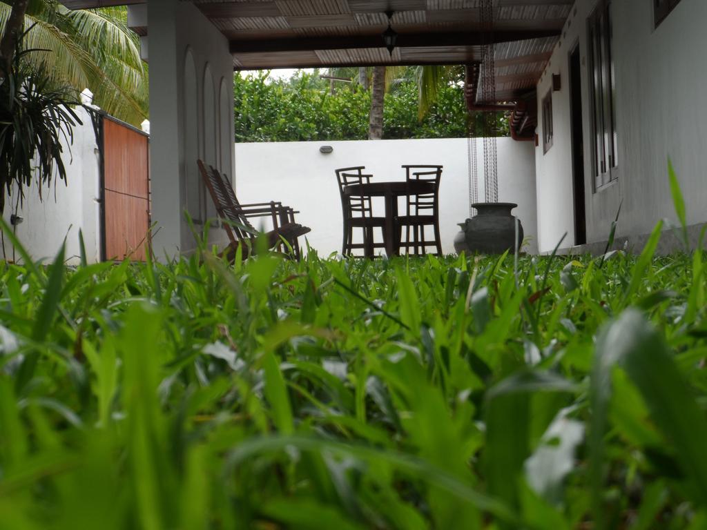 Summer Dew Villa Talpe Pokoj fotografie